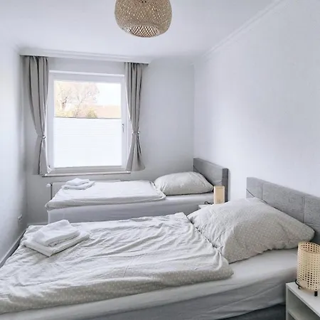 Apartment103 *